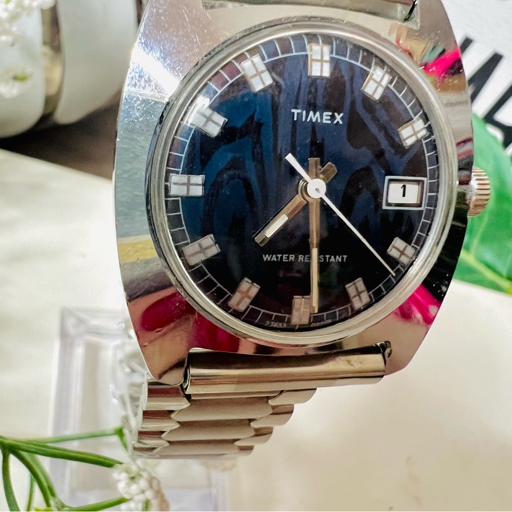 Silver & Blue Timex Watch - Picture 4 of 10